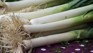 How to wash leeks