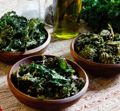 Kale Chips 3 Ways