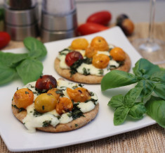 Cherry Tomato Margherita Pizza