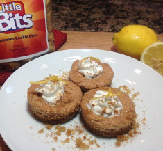 Mini Lemon Gingersnap Cheesecakes