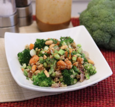 Thai Quinoa Bowl with Peanut Sauce