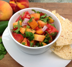 Easy Peach Salsa