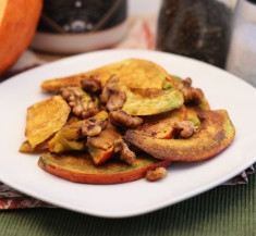 Cinnamon Maple Roasted Winter Squash