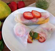 Sweet and Fruity Spring Roll