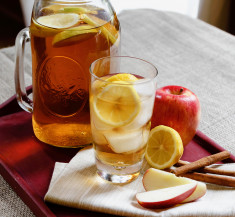 Apple Cinnamon Iced Tea