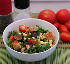 Panzanella Kale Salad with Corn and Figs